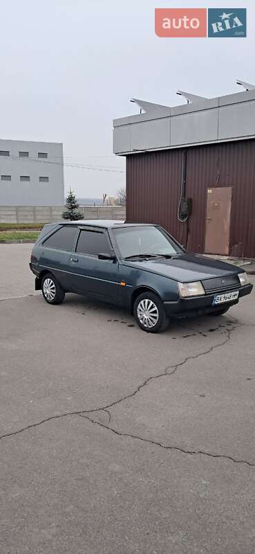 Хетчбек ЗАЗ 1102 Таврія-Нова 2004 в Хмельницькому фото 5 Хетчбек ЗАЗ 1102 Таврія-Нова 2004 в Хмельницькому