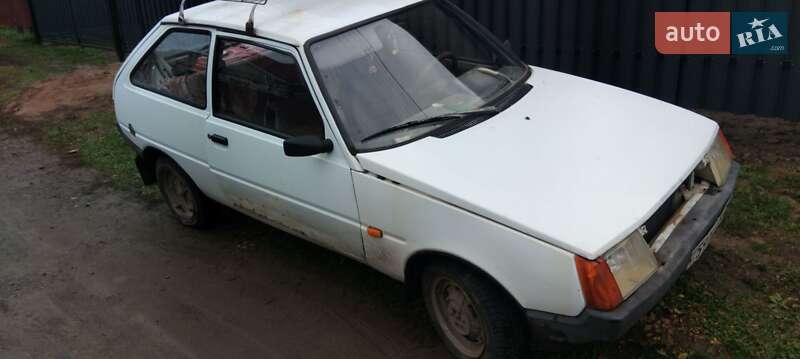 Хэтчбек ЗАЗ 1102 Таврия-Нова 2003 в Козельце