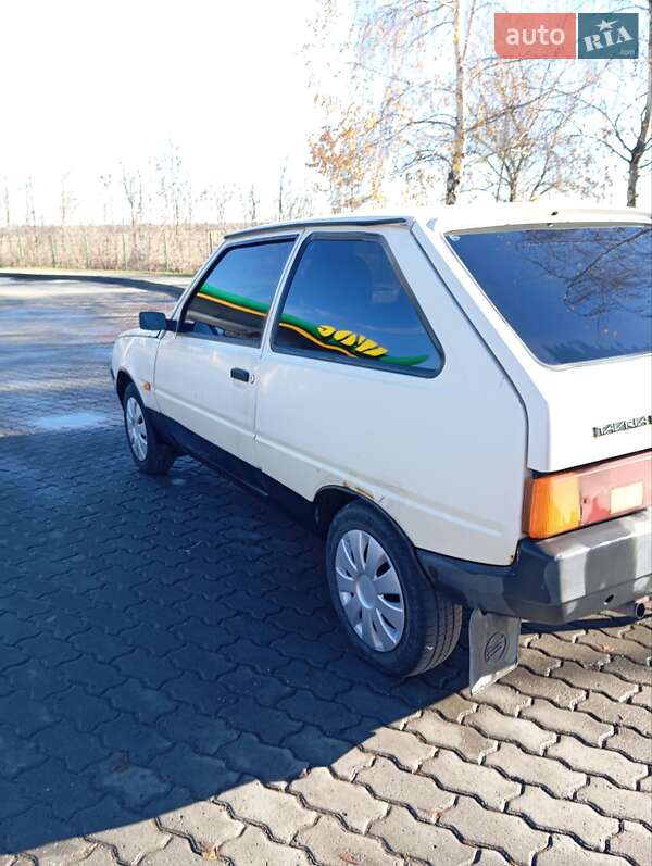 Хетчбек ЗАЗ 1102 Таврія-Нова 2004 в Богородчанах фото 11 Хетчбек ЗАЗ 1102 Таврія-Нова 2004 в Богородчанах