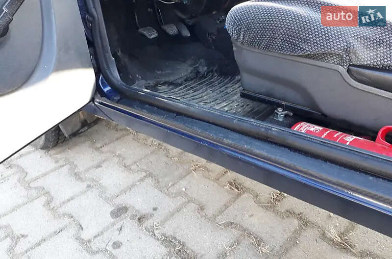 Хетчбек ЗАЗ 1102 Таврія-Нова 2004 в Чернівцях