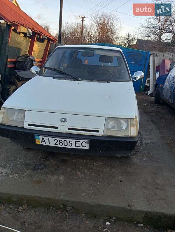 Хэтчбек ЗАЗ 1102 Таврия-Нова 2004 в Броварах фото 2 Хэтчбек ЗАЗ 1102 Таврия-Нова 2004 в Броварах