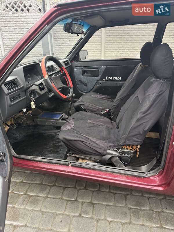 Хэтчбек ЗАЗ 1102 Таврия-Нова 2001 в Запорожье фото 11 Хэтчбек ЗАЗ 1102 Таврия-Нова 2001 в Запорожье