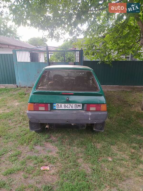 ЗАЗ 1102 Таврия-Нова 2001