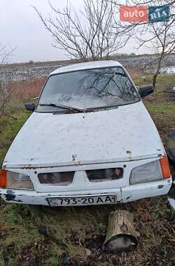 Хэтчбек ЗАЗ 1102 Таврия-Нова 1999 в Новоукраинке