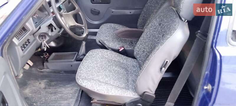 Хетчбек ЗАЗ 1102 Таврія-Нова 2004 в Стебнику