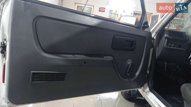 Хетчбек ЗАЗ 1102 Таврія-Нова 2003 в Кам'янському