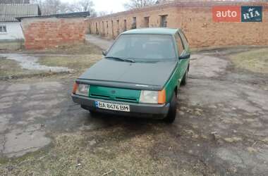 Хетчбек ЗАЗ 1102 Таврія-Нова 2001 в Новій Празі