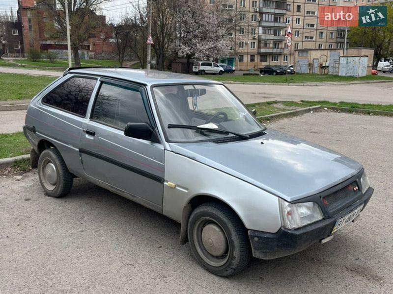 ЗАЗ 1102 Таврия-Нова 1998