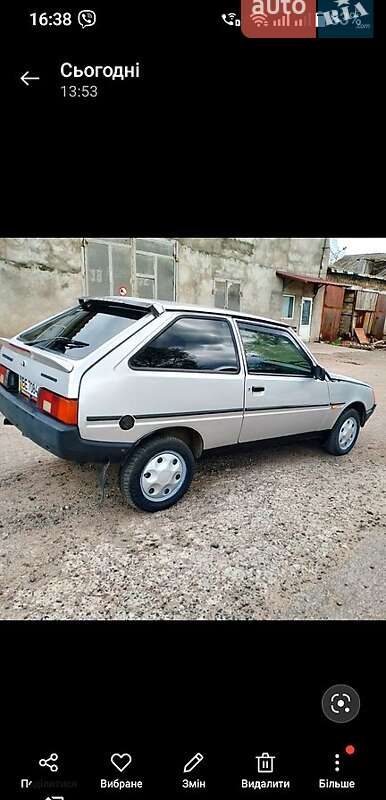 ЗАЗ 1102 Таврия-Нова 2001