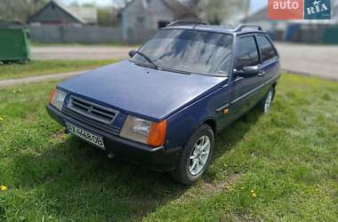 Хэтчбек ЗАЗ 1102 Таврия-Нова 2003 в Изюме