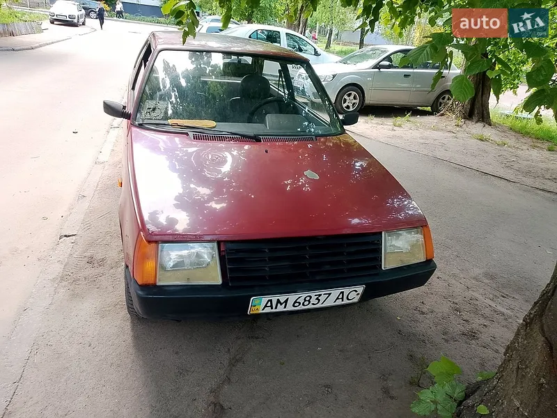 ЗАЗ 1102 Таврія-Нова