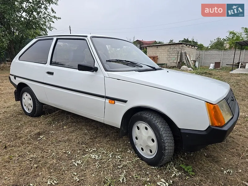 ЗАЗ 1102 Таврія-Нова
