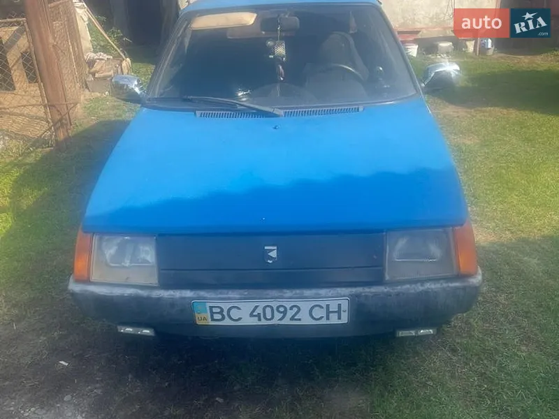 ЗАЗ 1102 Таврія-Нова