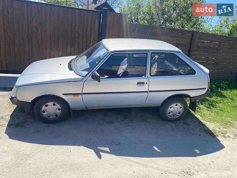 ЗАЗ 1102 Таврія-Нова