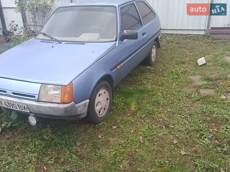 ЗАЗ 1102 Таврія-Нова