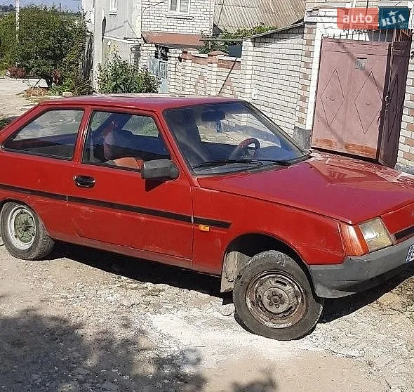 ЗАЗ 1102 Таврія-Нова