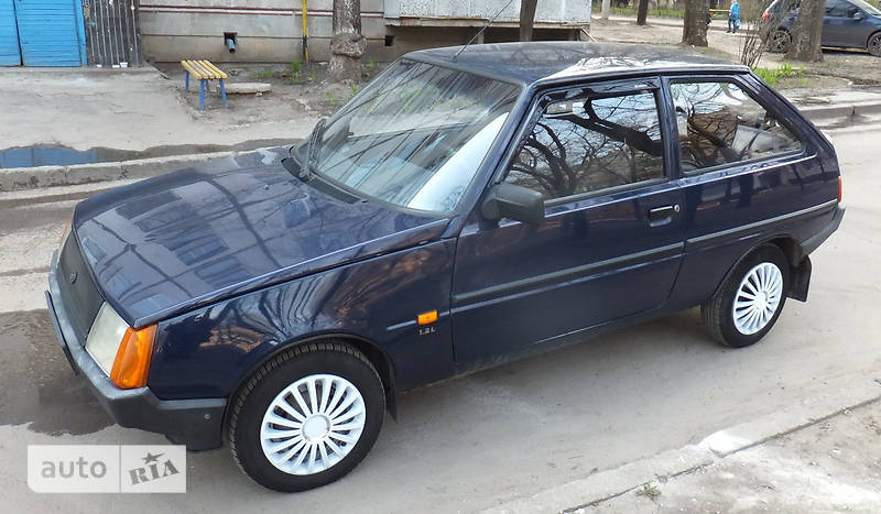 Хэтчбек ЗАЗ 1102 Таврия 2004 в 
