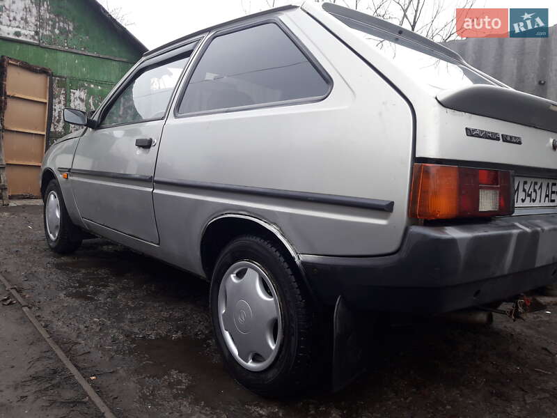 Хэтчбек ЗАЗ 1102 Таврия 2007 в Харькове фото 4 Хэтчбек ЗАЗ 1102 Таврия 2007 в Харькове