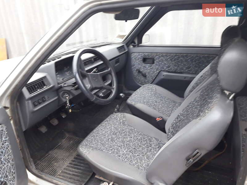 Хэтчбек ЗАЗ 1102 Таврия 2007 в Харькове фото 6 Хэтчбек ЗАЗ 1102 Таврия 2007 в Харькове