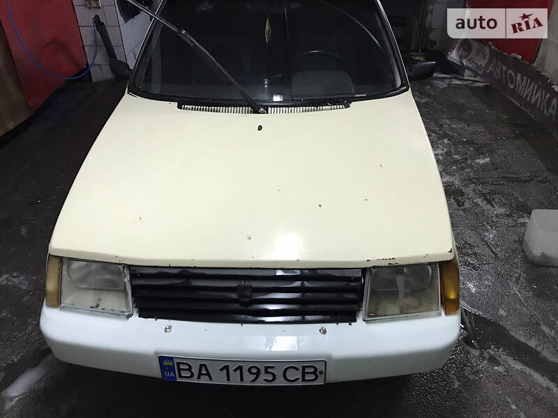 Хэтчбек ЗАЗ 1102 Таврия 1993 в Кропивницком