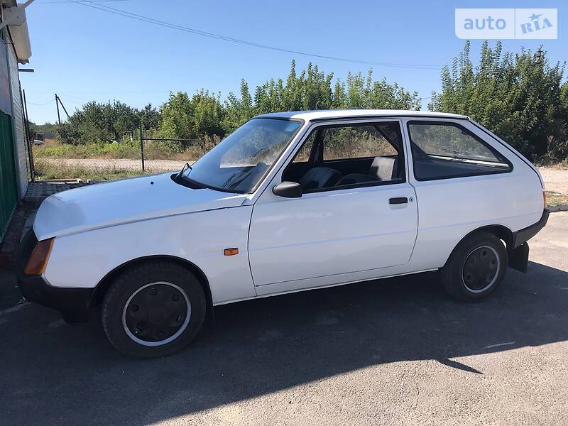 ЗАЗ 1102 Таврия