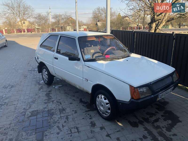 Хетчбек ЗАЗ 1102 Таврія 1994 в Могилів-Подільському фото 2 Хетчбек ЗАЗ 1102 Таврія 1994 в Могилів-Подільському