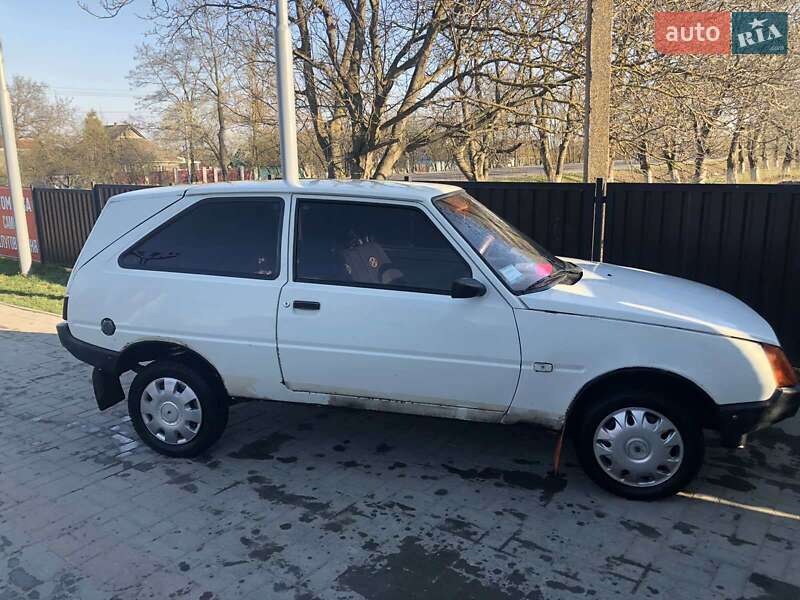 Хетчбек ЗАЗ 1102 Таврія 1994 в Могилів-Подільському фото 4 Хетчбек ЗАЗ 1102 Таврія 1994 в Могилів-Подільському