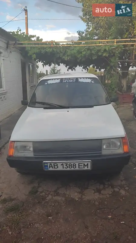 ЗАЗ 1102 Таврія