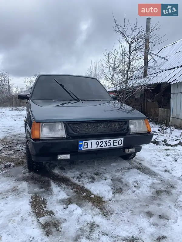 ЗАЗ 1102 Таврія