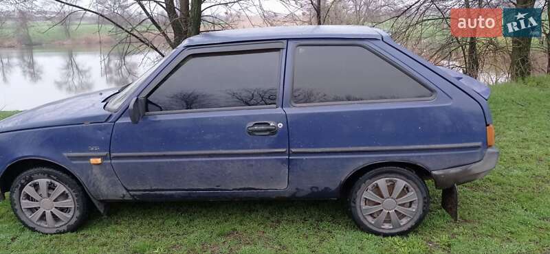 Хетчбек ЗАЗ 1102 Таврія 2002 в Запоріжжі