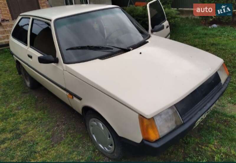 Купе ЗАЗ 1102 Таврія 1992 в Кіцмані