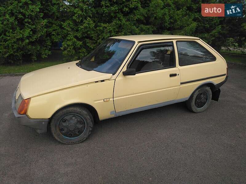 Хетчбек ЗАЗ 1102 Таврія 1991 в Старому Самборі