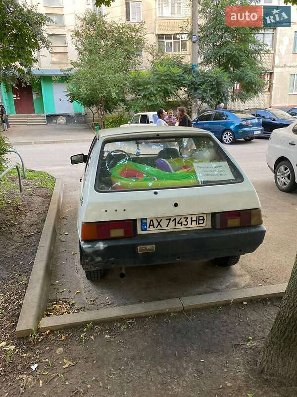 Хэтчбек ЗАЗ 1102 Таврия 1993 в Харькове