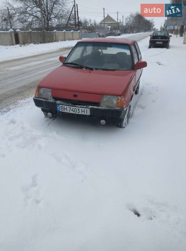 Хетчбек ЗАЗ 1102 Таврія 1998 в Одесі