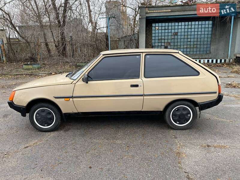 Хэтчбек ЗАЗ 1102 Таврия 1991 в Николаеве