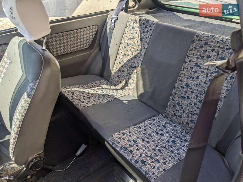 Хэтчбек ЗАЗ 1102 Таврия 2003 в Киеве