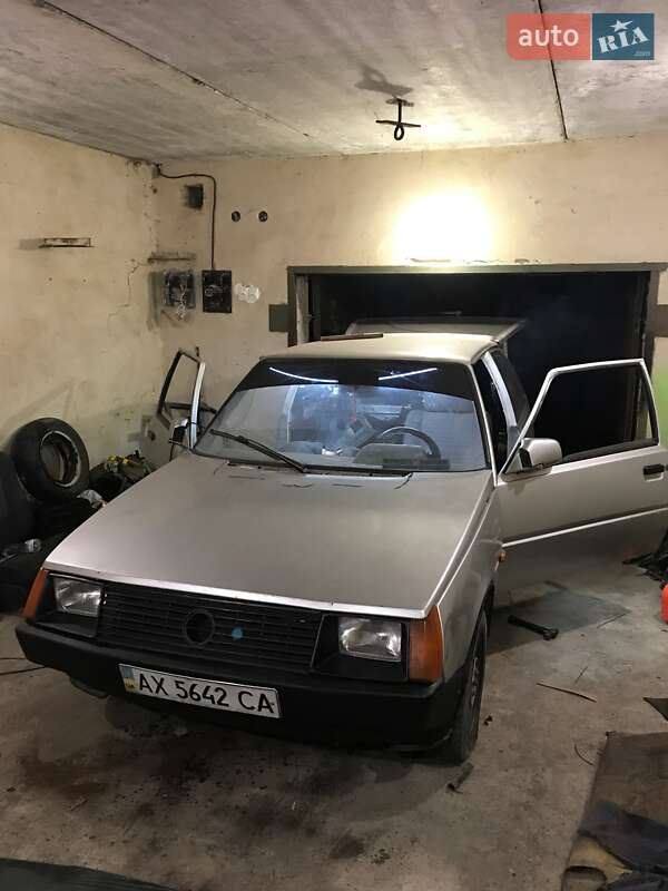 Хетчбек ЗАЗ 1102 Таврія 1992 в Полтаві