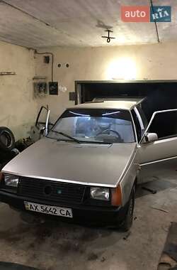 Хетчбек ЗАЗ 1102 Таврія 1992 в 