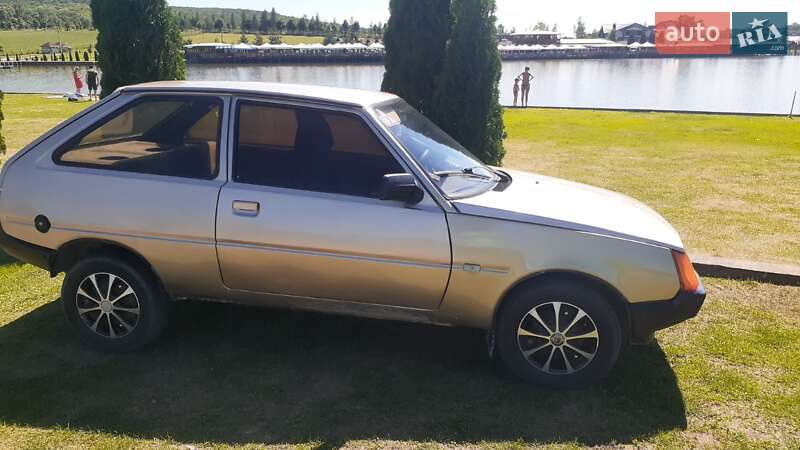 ЗАЗ 1102 Таврия 1993