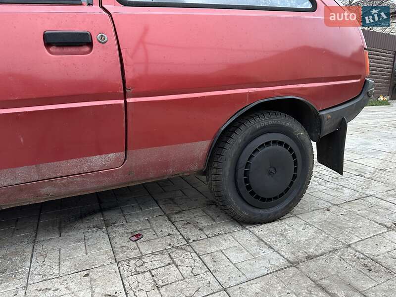 Хетчбек ЗАЗ 1102 Таврія 1992 в Балаклії фото 12 Хетчбек ЗАЗ 1102 Таврія 1992 в Балаклії