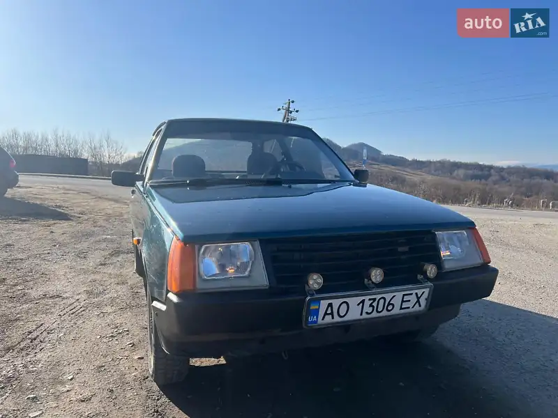ЗАЗ 1102 Таврія