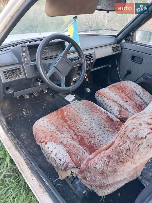 Хэтчбек ЗАЗ 1102 Таврия 1994 в Нежине