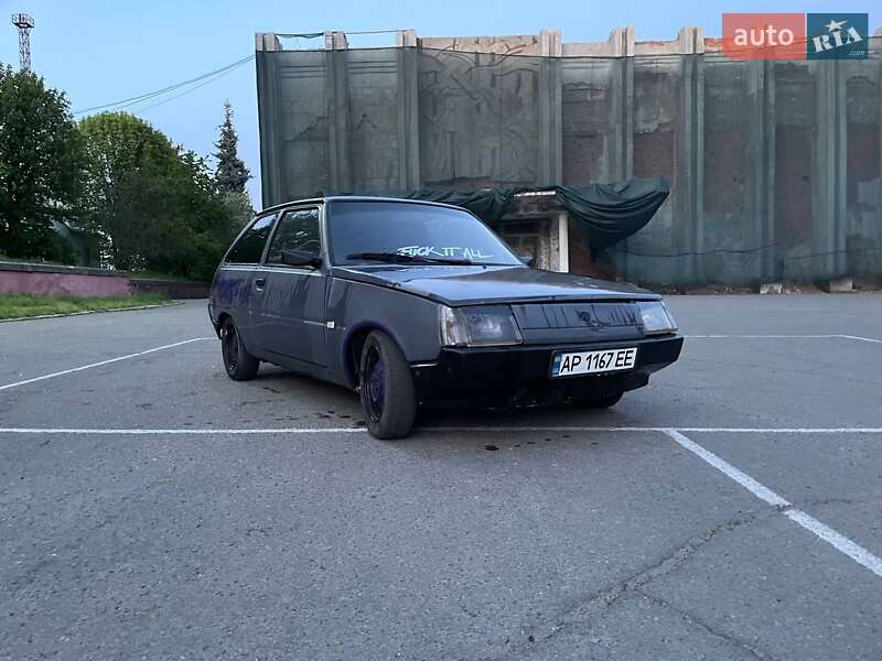 Хэтчбек ЗАЗ 1102 Таврия 1994 в 