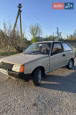 Хетчбек ЗАЗ 1102 Таврія 1993 в 
