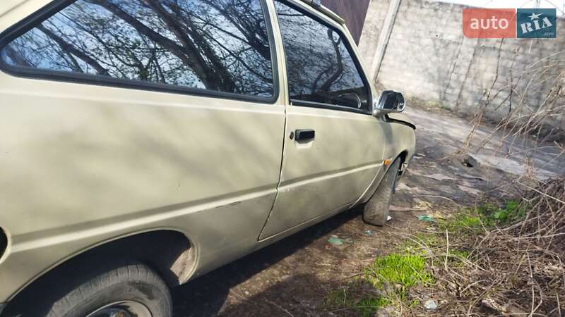 Хетчбек ЗАЗ 1102 Таврія 1993 в Кам'янському