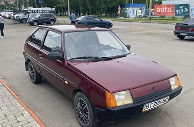 Хетчбек ЗАЗ 1102 Таврія 2001 в 