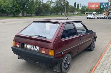 Хетчбек ЗАЗ 1102 Таврія 2001 в 