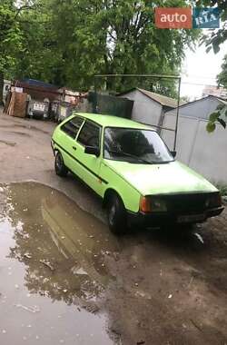 Хэтчбек ЗАЗ 1102 Таврия 1990 в 