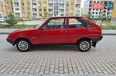 Хэтчбек ЗАЗ 1102 Таврия 1993 в 