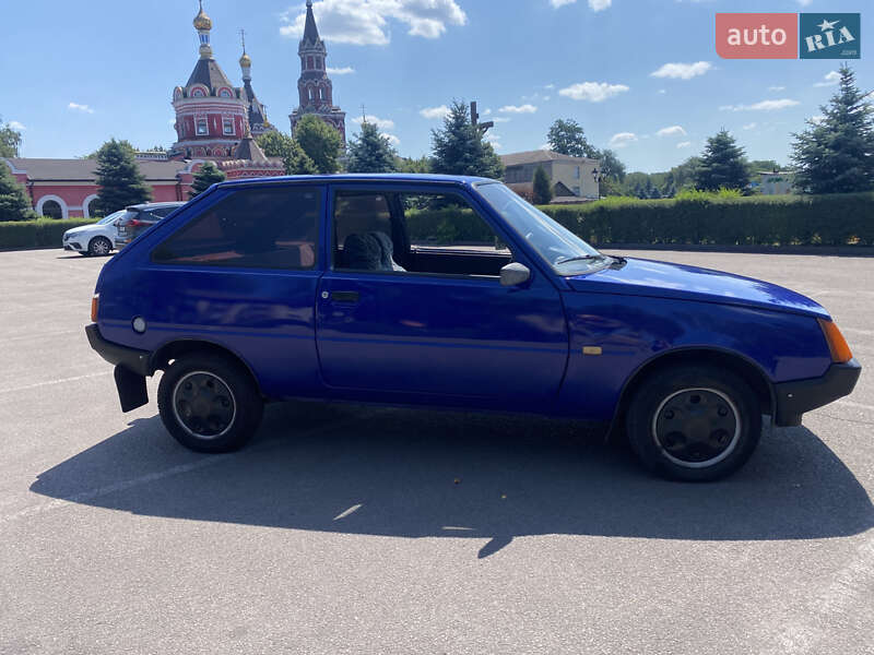 Хэтчбек ЗАЗ 1102 Таврия 1991 в Каменском